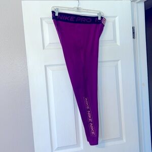NWOT Nike Pro leggings